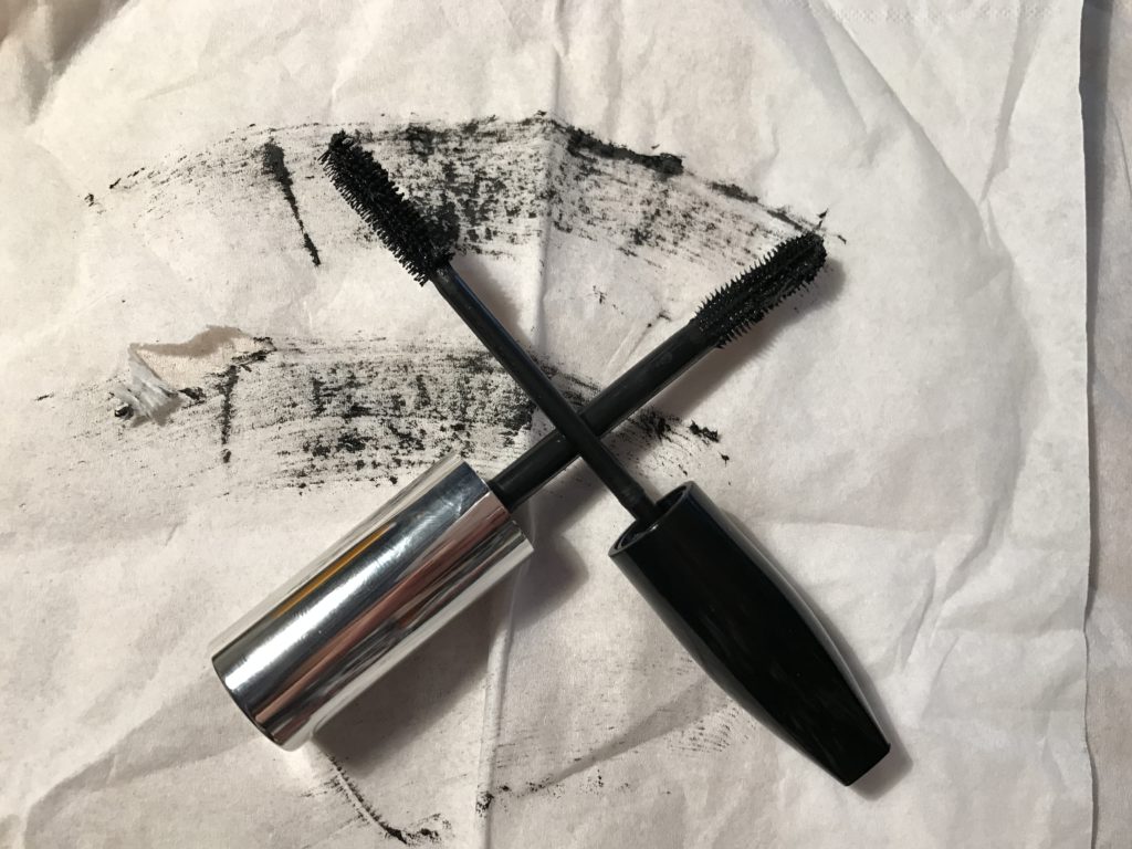 Detoks od maskary do malowania rzęs bywa trudny, bo to największe moje makijażowe przyzwyczajenie